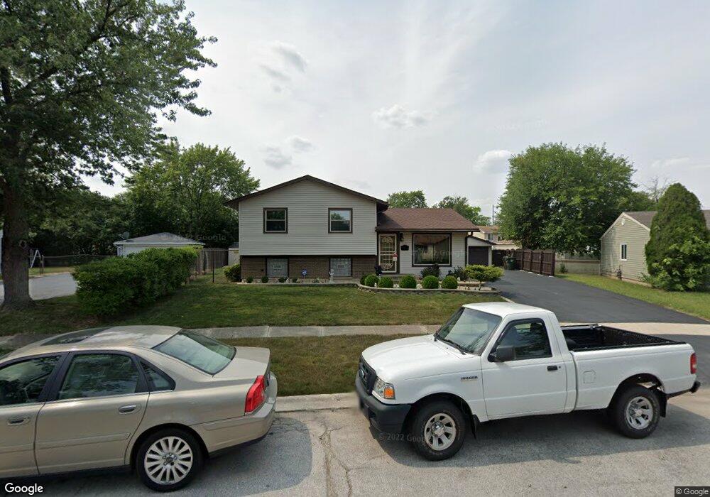 3708 Glynwood Ln, Hazel Crest, IL 60429 - photo 1