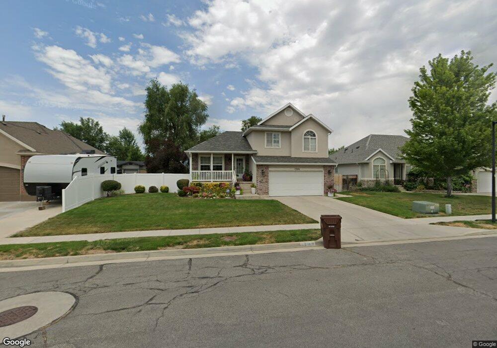 7326 Shady Woods Cir, Midvale, UT 84047 - photo 1