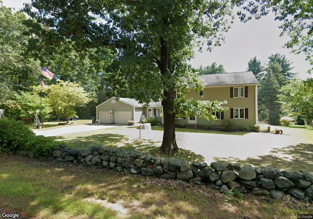 562 Groton St, Dunstable, MA 01827 - photo 1