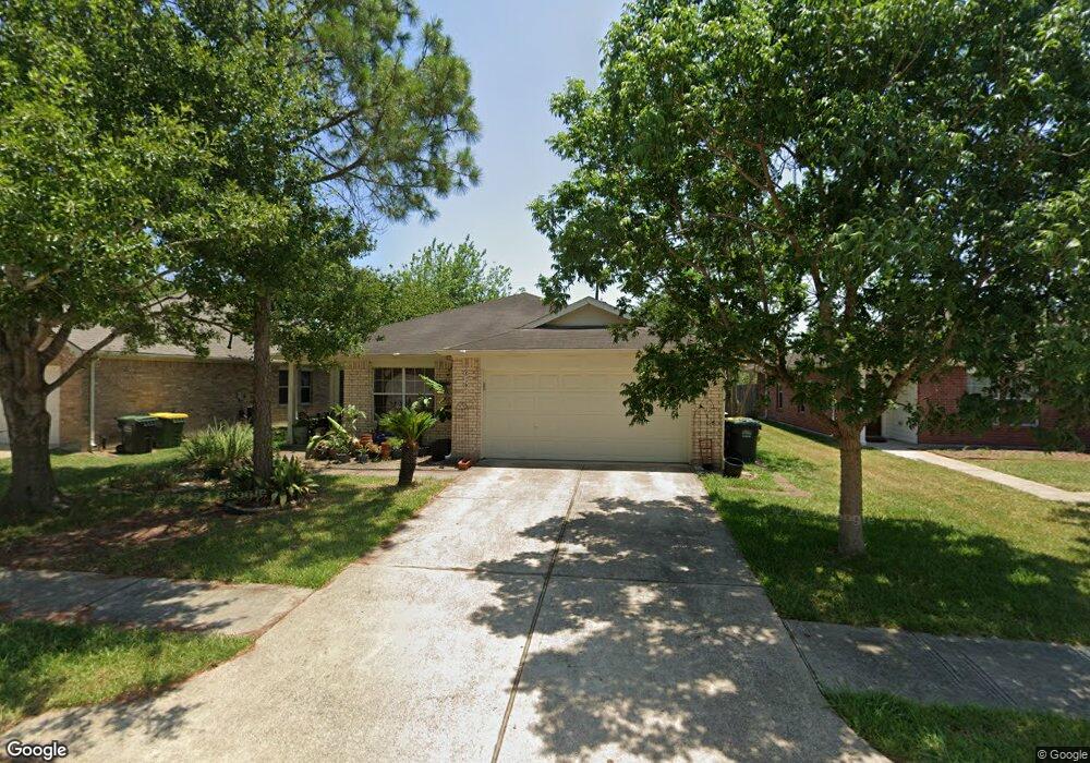 3119 Centennial Village Dr, Pearland, TX 77584 - photo 1
