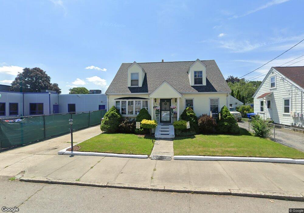 53 Sachem St, Pawtucket, RI 02861 - photo 1