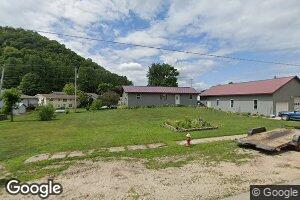 317 Railroad Ave NW, New Albin, IA 52160
