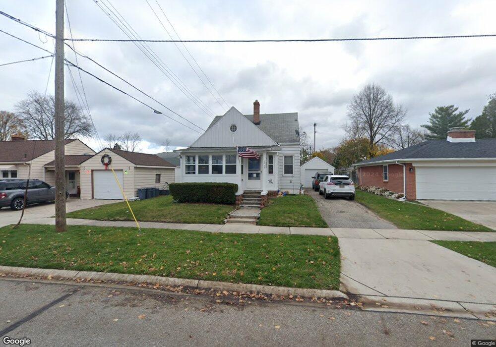1212 17th St, Port Huron, MI 48060 - photo 1