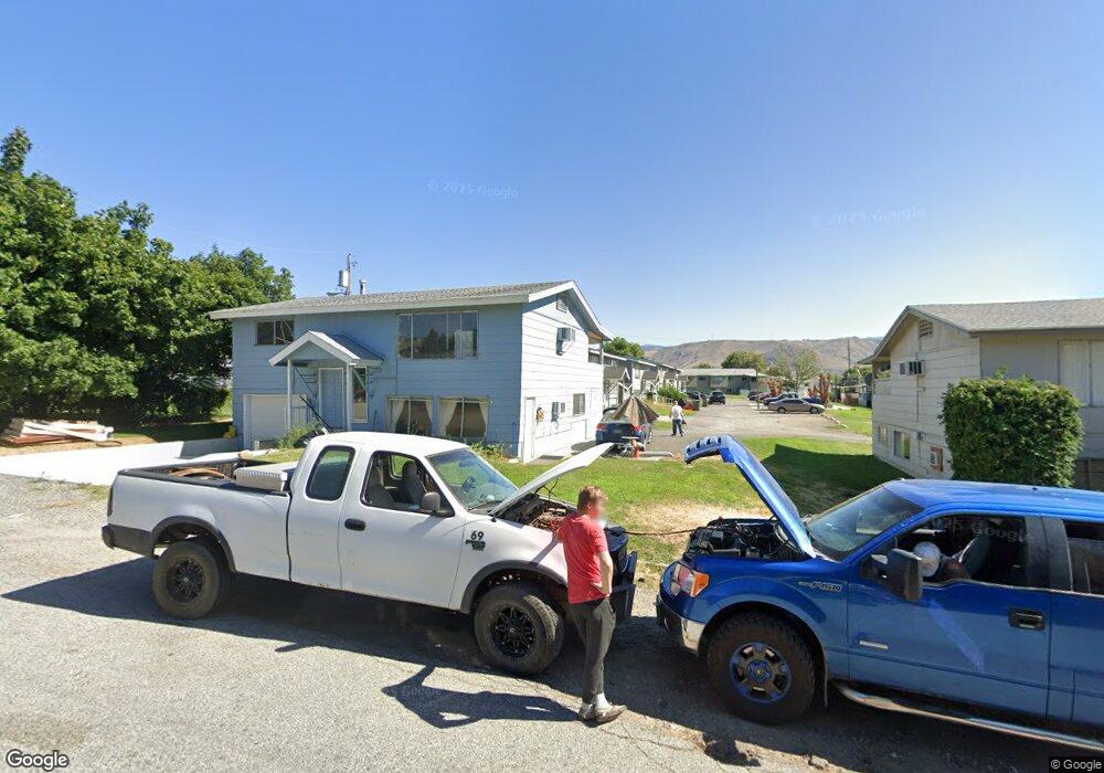 1112 Cedar Ct, East Wenatchee, WA 98802 - photo 1