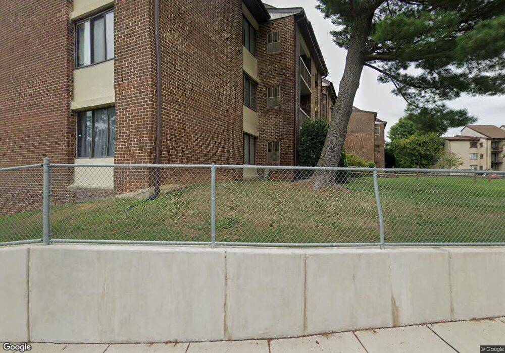 15615 Dorset Rd unit 204, Laurel, MD 20707 - photo 1