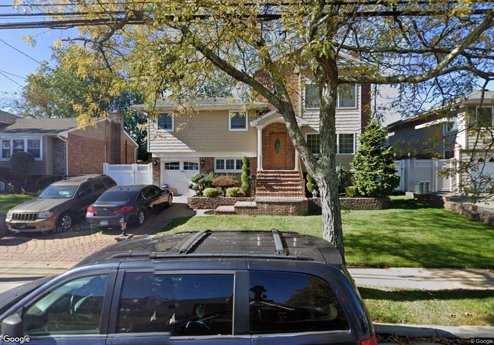 1560 Peapond Rd, North Bellmore, NY 11710 - photo 1