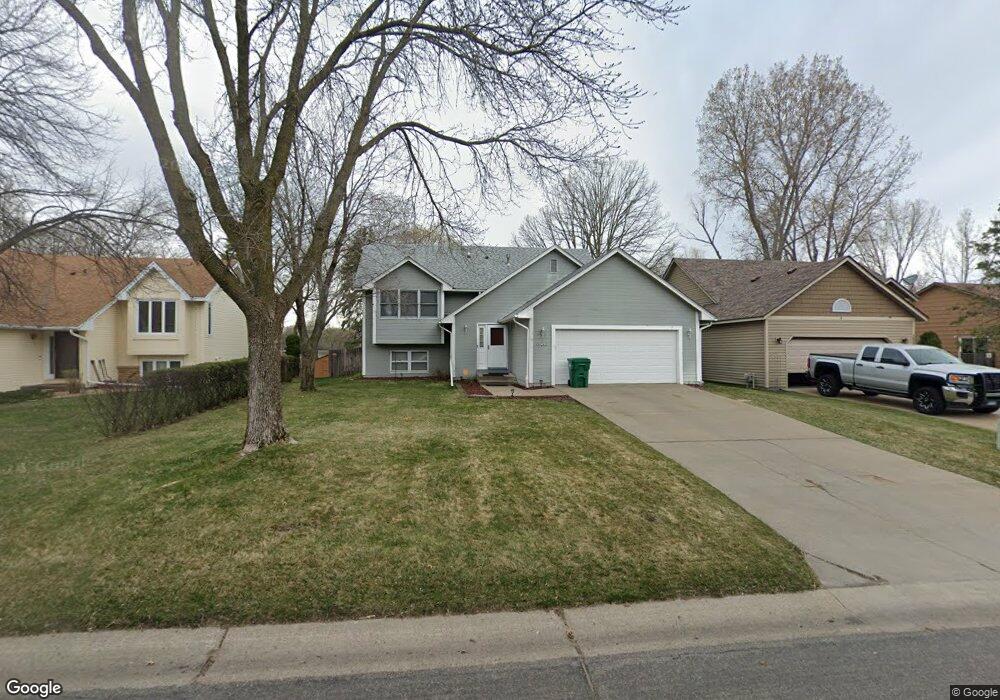 10498 Eagle St NW, Coon Rapids, MN 55433 - photo 1