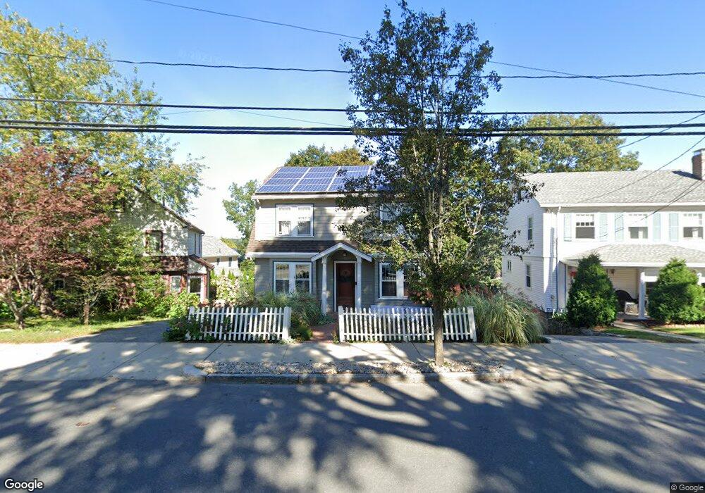 329 Gray St, Arlington, MA 02476 - photo 1