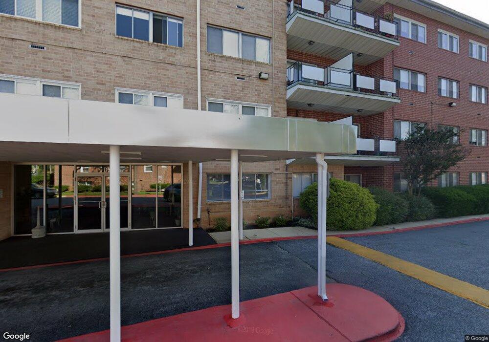 3737 Clarks Ln unit 410, Baltimore, MD 21215 - photo 1