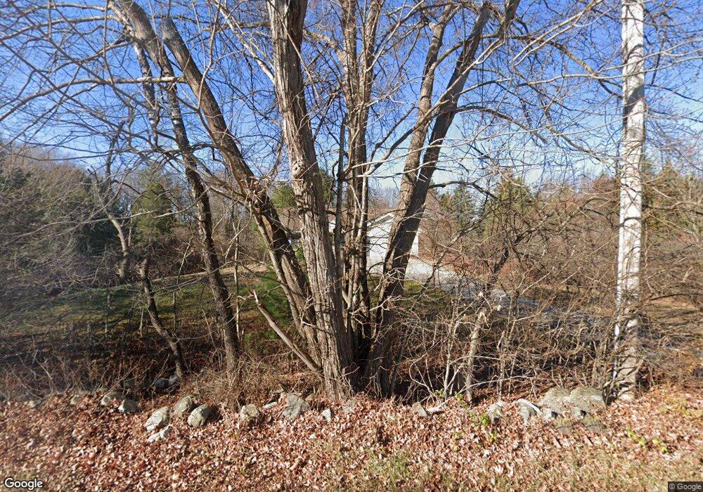 527 Wallis Rd, Rye, NH 03870 - photo 1