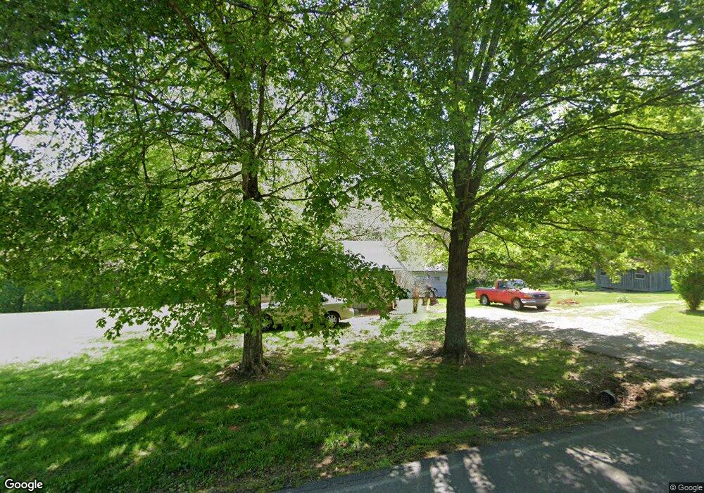 811 Oak Grove Rd, Goodspring, TN 38460 - photo 1