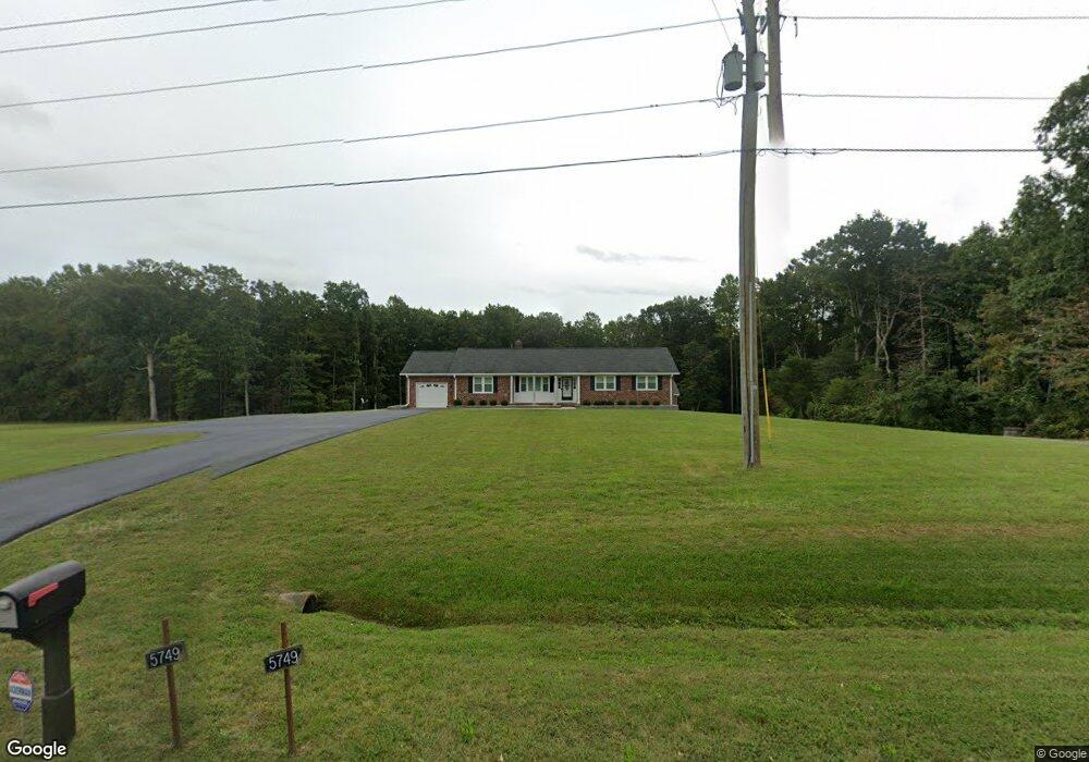 5749 Richmond Hwy, Tappahannock, VA 22560 - photo 1