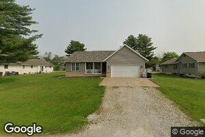 1403 9th Ave, Viola, IL 61486