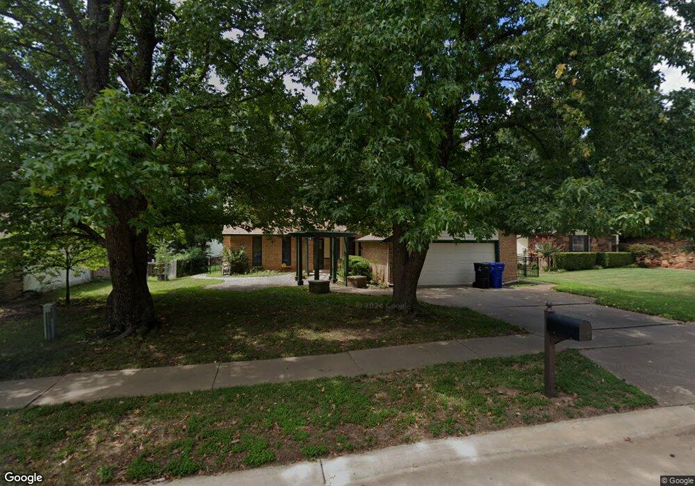 5204 S Juniper Ave, Broken Arrow, OK 74011 - photo 1