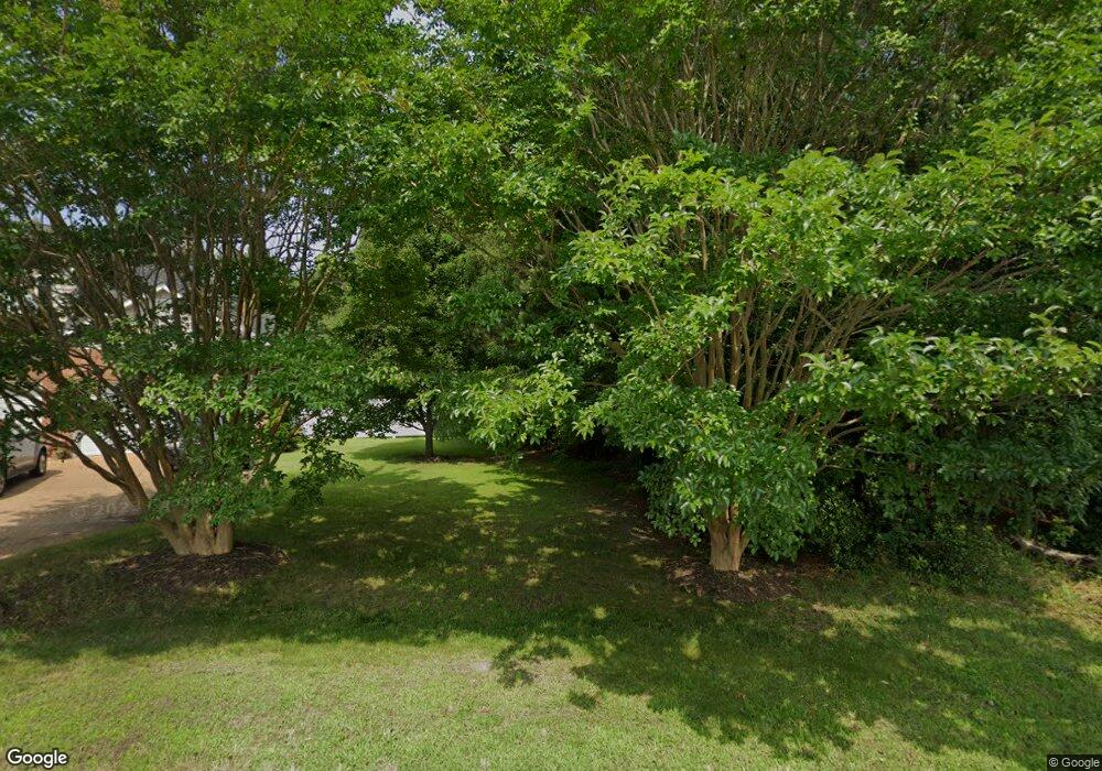 2009 Dandy Loop Rd, Yorktown, VA 23692 - photo 1