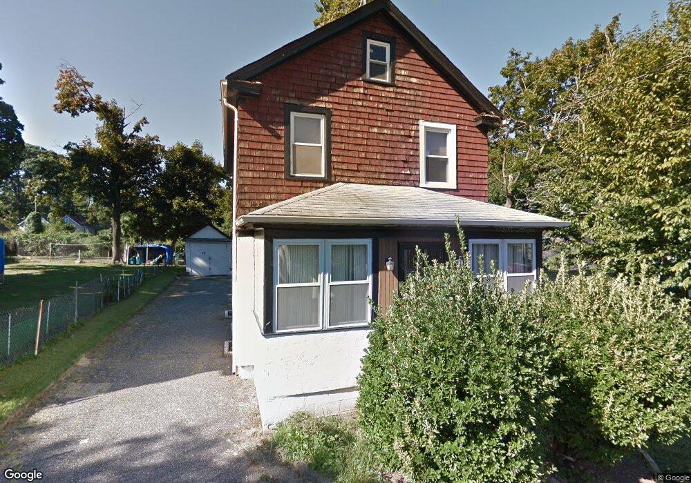 1 Florence Ave, Great Neck, NY 11024 - photo 1