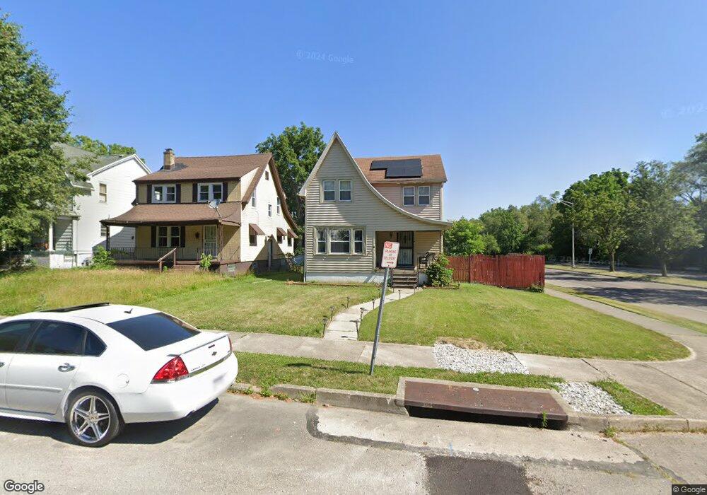 353 Pointview Ave, Dayton, OH 45405 - photo 1