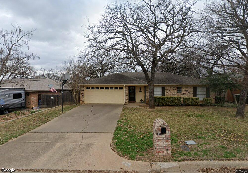 128 Montreal Dr, Hurst, TX 76054 - photo 1