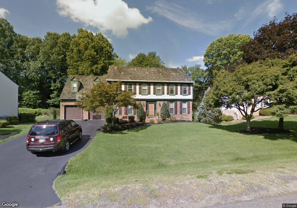 5008 Oakcrest Dr, Fairfax, VA 22030 - photo 1