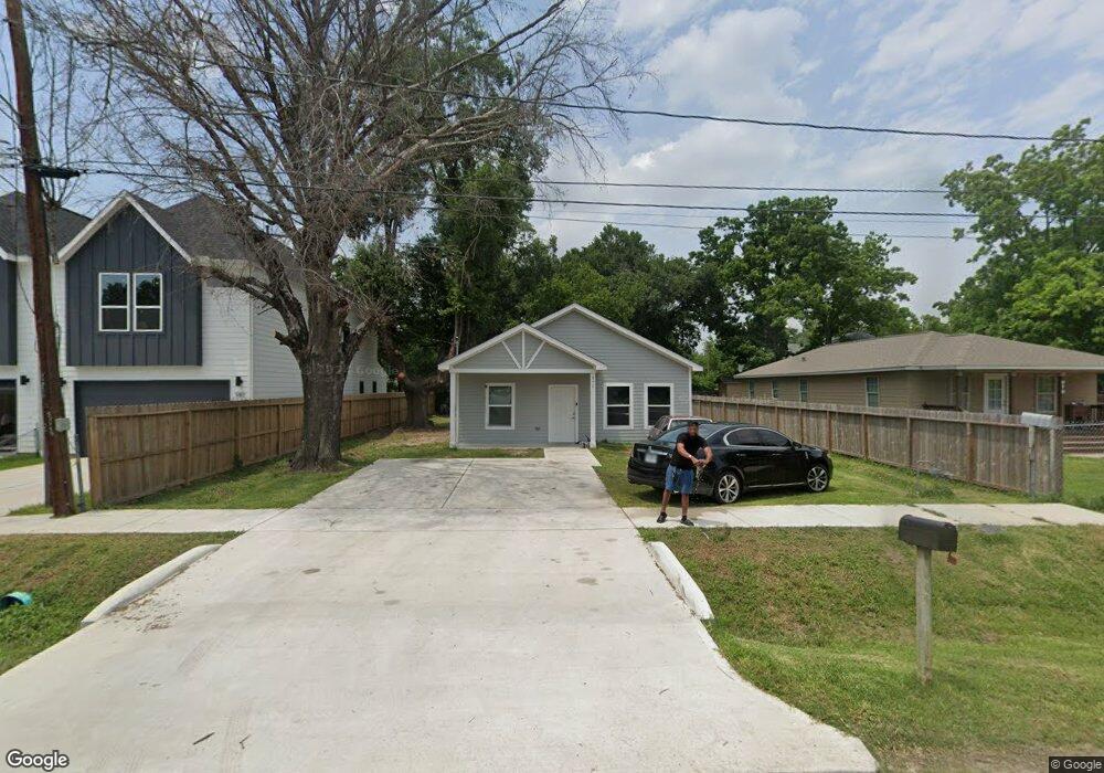 974 Randolph St, Houston, TX 77088 - photo 1