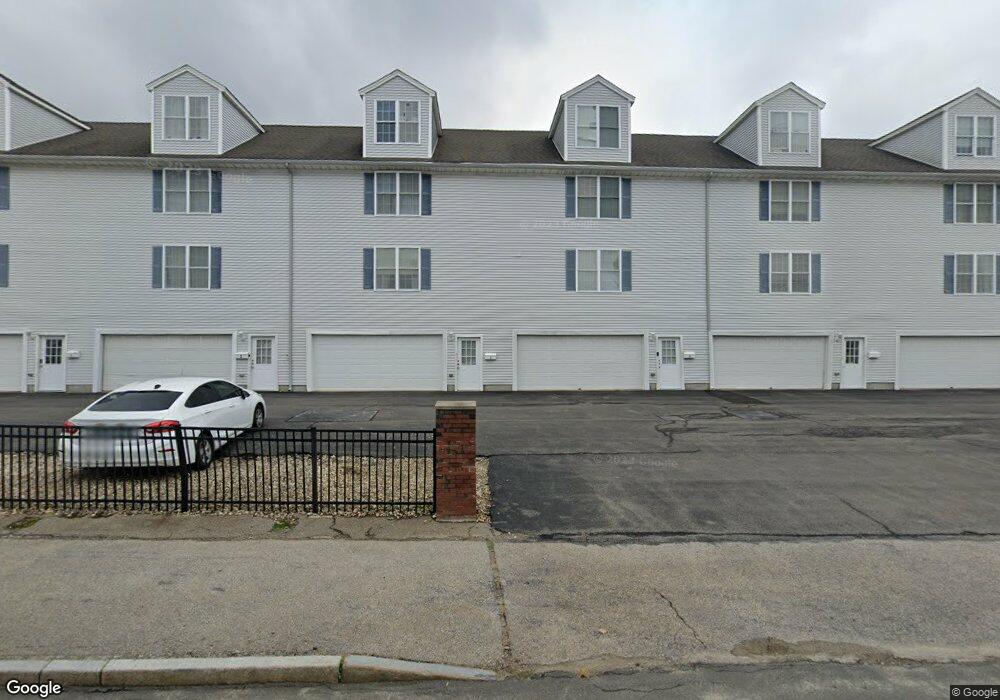 101 Maple St, Manchester, NH 03103 - photo 1