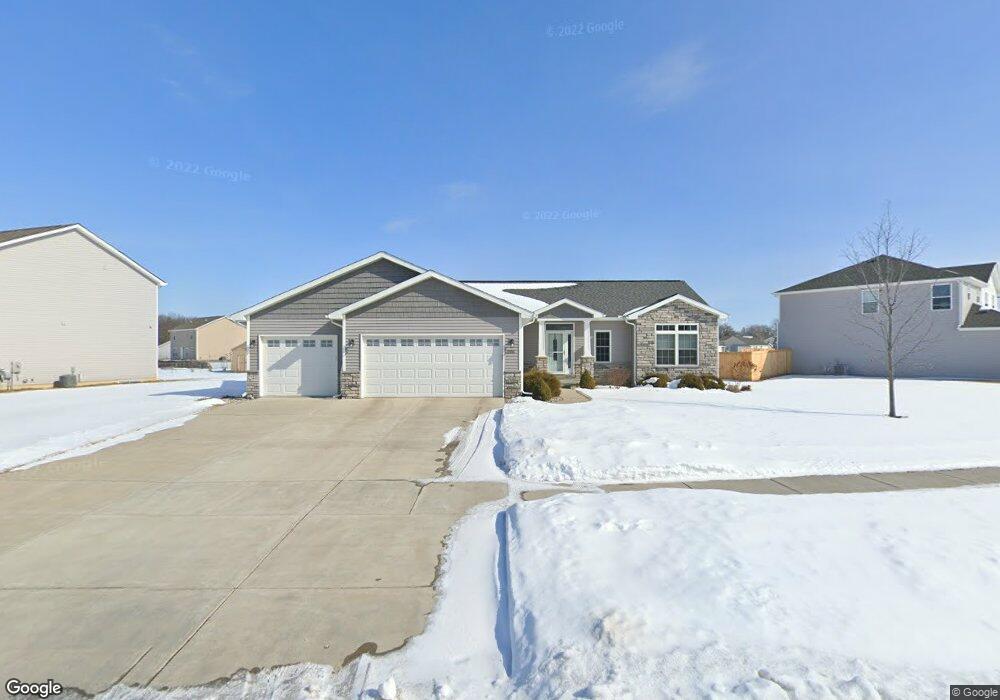 2116 Brier Crest Dr, Davison, MI 48423 - photo 1