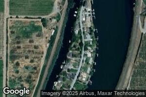 3447 Snug Harbor Dr, Walnut Grove, CA 95690