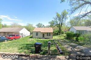 1914 SE Illinois Ave, Topeka, KS 66607