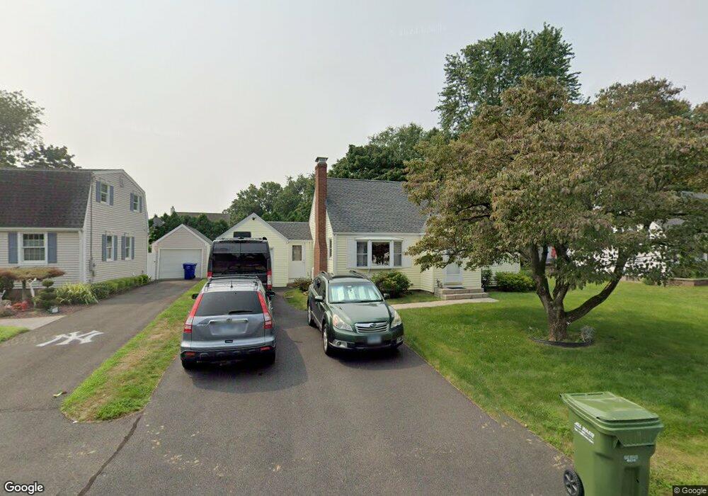 11 Grove Rd, Cromwell, CT 06416 - photo 1