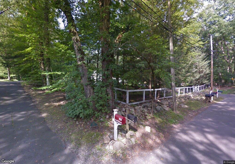 318 Good Hill Rd, Weston, CT 06883 - photo 1