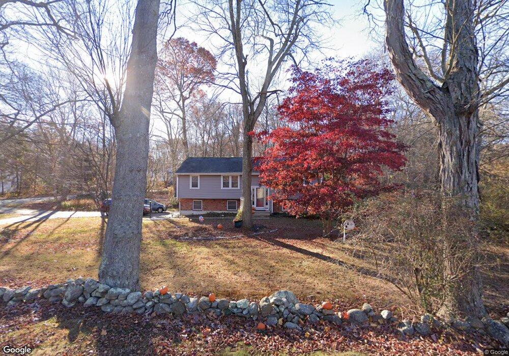 61 Dean Rd, East Lyme, CT 06333 - photo 1