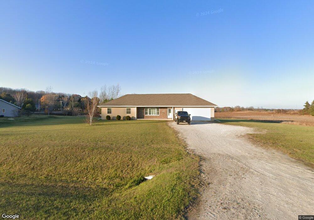 2064 Cottage Ln, Two Rivers, WI 54241 - photo 1