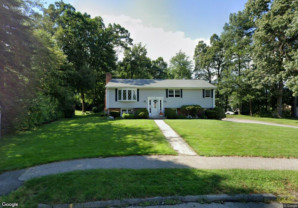 8 Pinecroft Ave, Holden, MA 01520 - photo 1