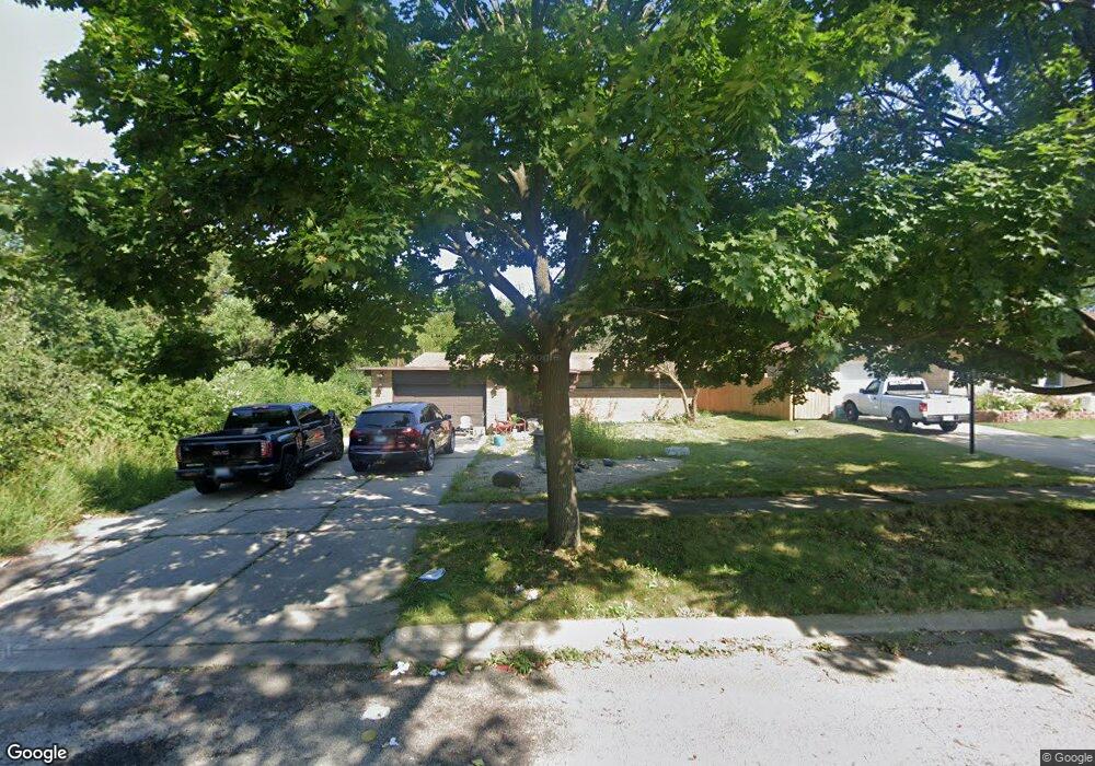 701 S Sumac Ave, Waukegan, IL 60085 - photo 1