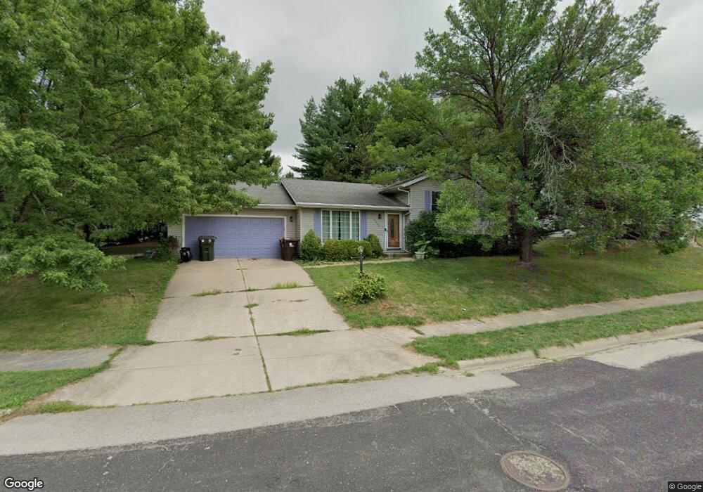 6015 W Ridgecrest Cir unit D, Peoria, IL 61615 - photo 1