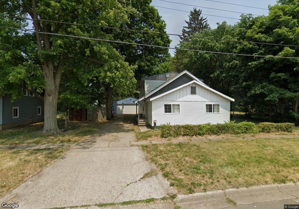 407 Norwood St, Sturgis, MI 49091 - photo 1