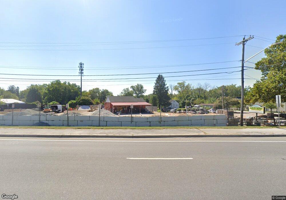 2 Honeysuckle Dr, Wilmington, DE 19804 - photo 1