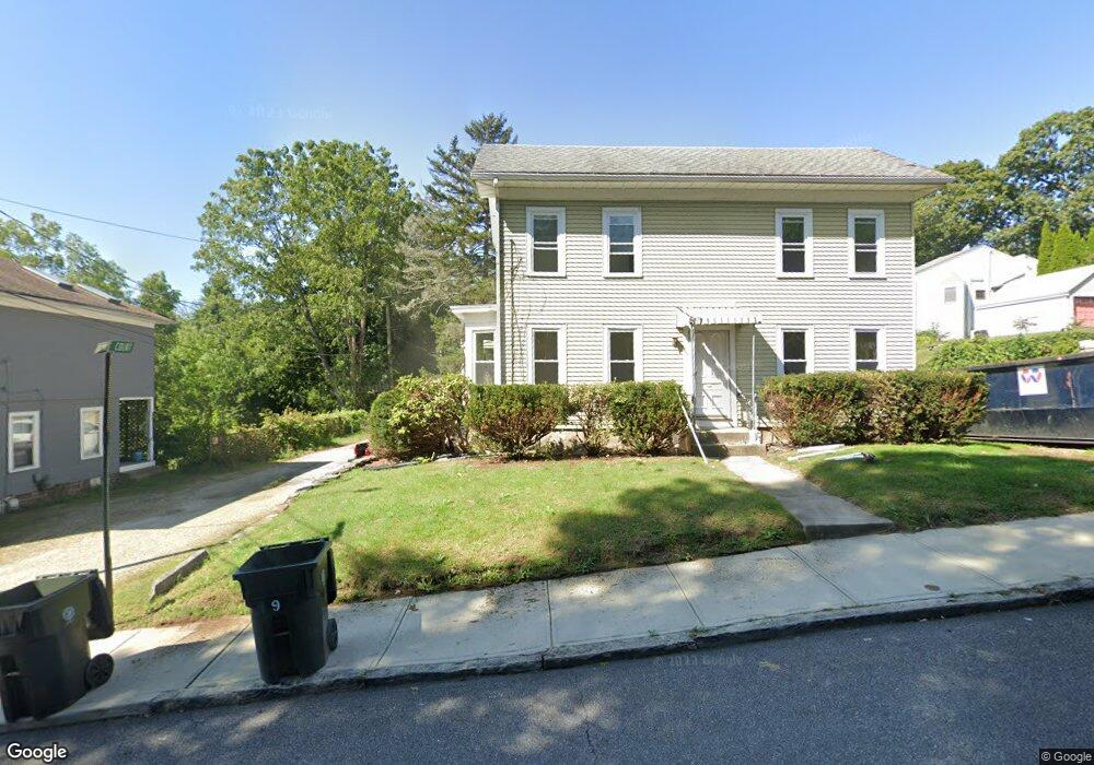 17 Raynes Ct, Willimantic, CT 06226 - photo 1