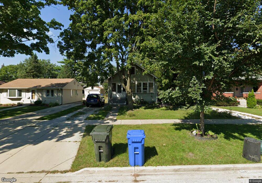1022 Walter Ave, Des Plaines, IL 60016 - photo 1