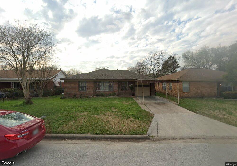 4407 Billingsley St, Houston, TX 77009 - photo 1