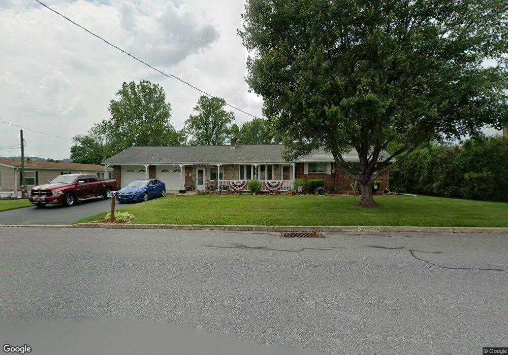 316 S Lincoln Ave, Walnutport, PA 18088 - photo 1