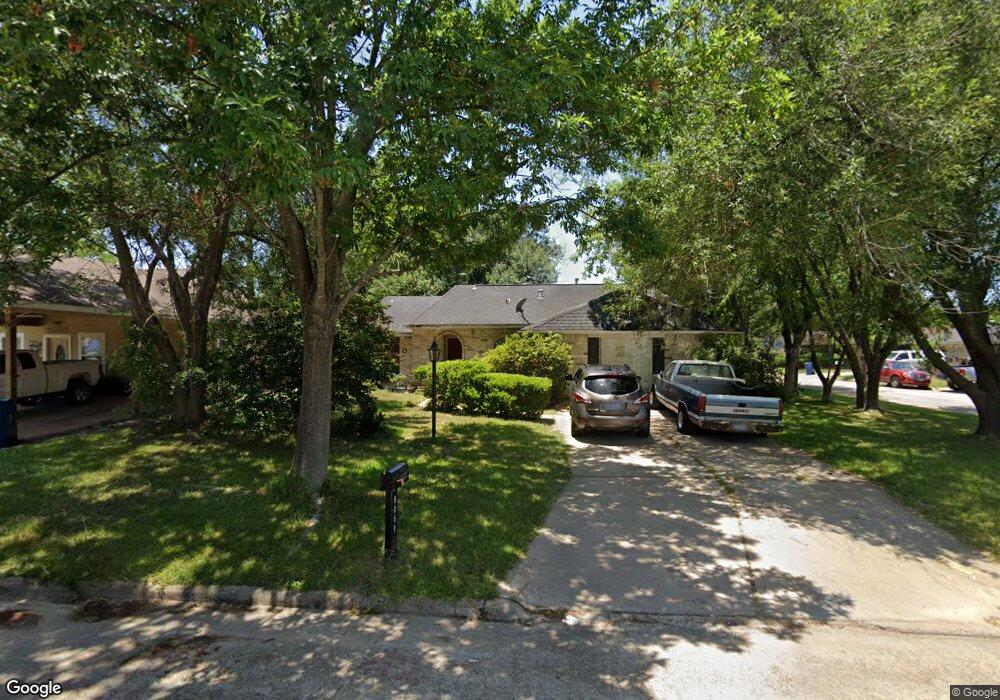 8859 Brackley Ln, Houston, TX 77088 - photo 1