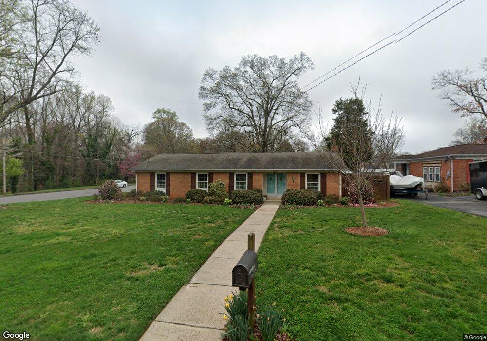 628 S Carolina Ave, Statesville, NC 28677 - photo 1