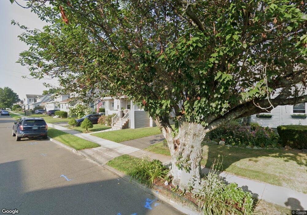 381 Sherwood Place, Stratford, CT 06615 - photo 1