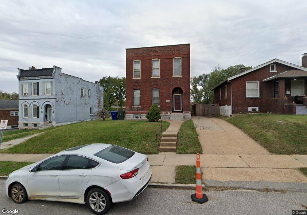 4568 Carter Ave, Saint Louis, MO 63115 - photo 1