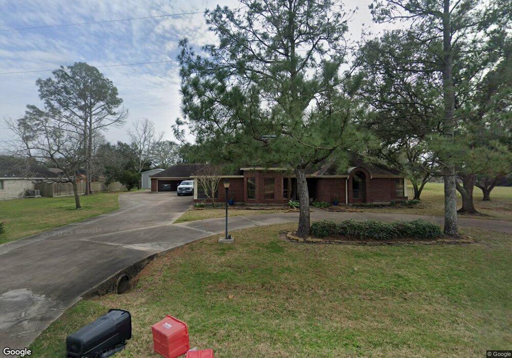 207 W Timberlane Dr, Alvin, TX 77511 - photo 1