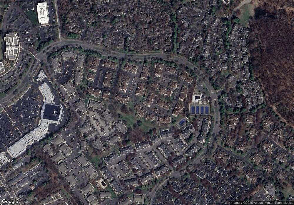 2 Dunbar Ct, Bedminster, NJ 07921 - photo 1