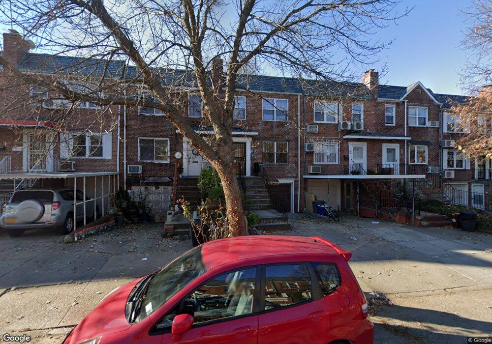 6912 175th St, Fresh Meadows, NY 11365 - photo 1