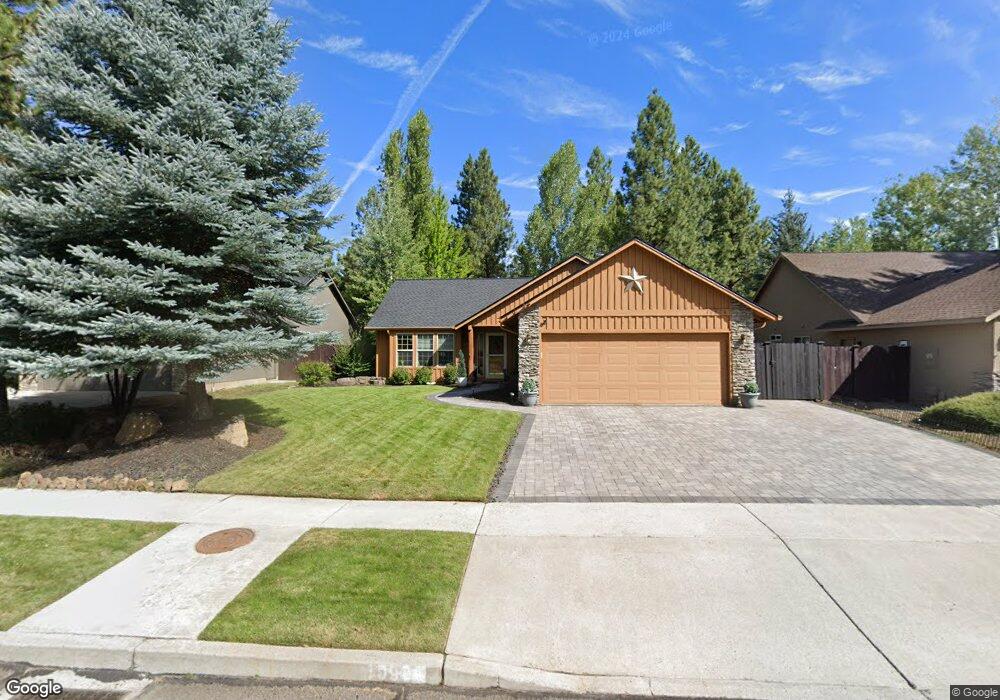 19904 Antler Point Dr, Bend, OR 97702 - photo 1