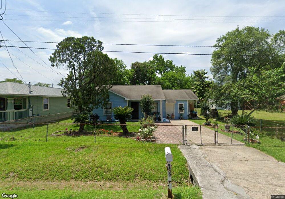 9509 Berkshire St, Houston, TX 77093 - photo 1